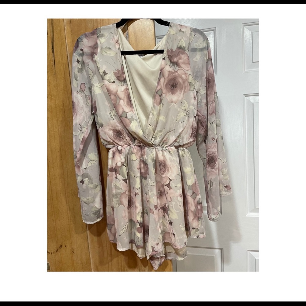 Floral Romper *never worn*